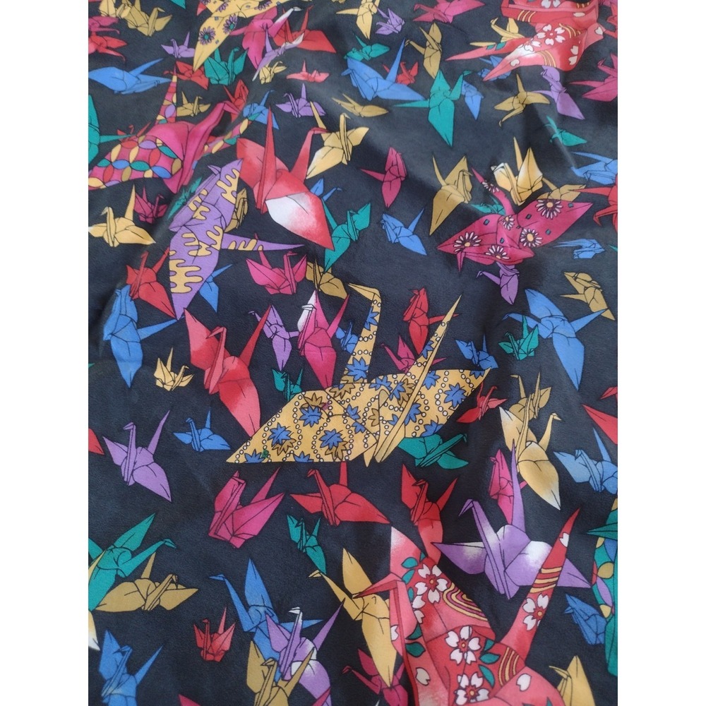 Boston Museum Of Fine Arts Silk Scarf 34" Origami Cranes Colorful Asian - Picture 4 of 13